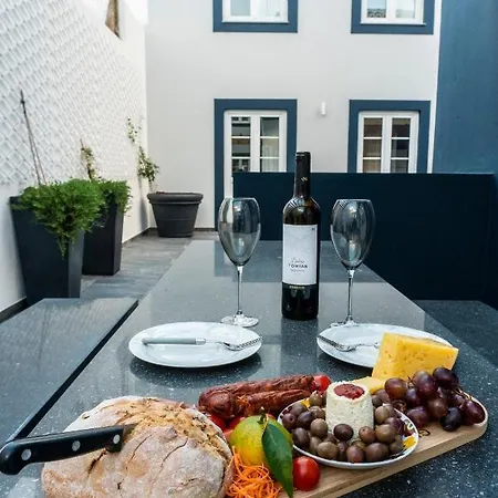 アパート Sunrise - Casa Sao Joao - 4 Star Tourist *